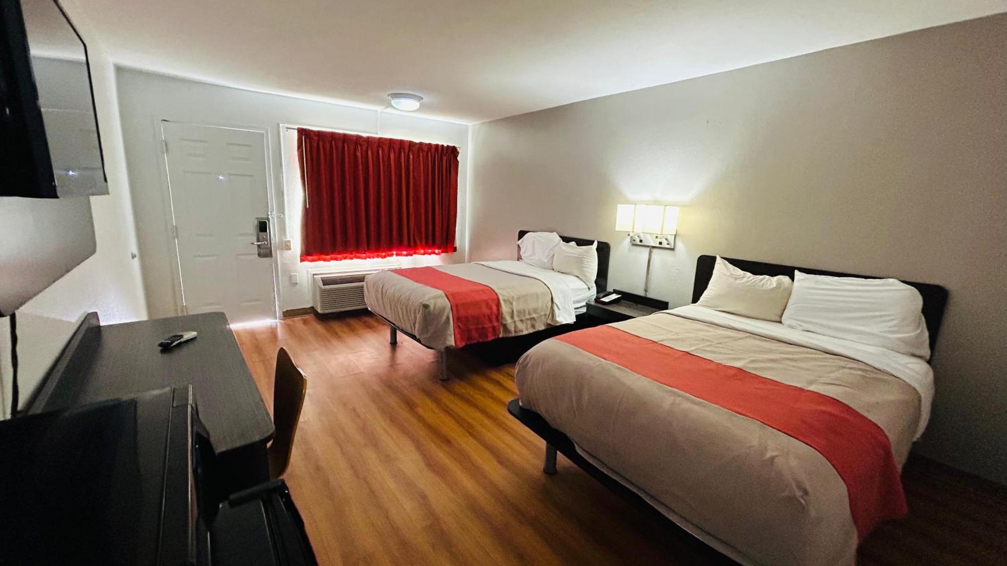 Super 7 Inn By Oyo Tupelo Hwy 178 Buitenkant foto