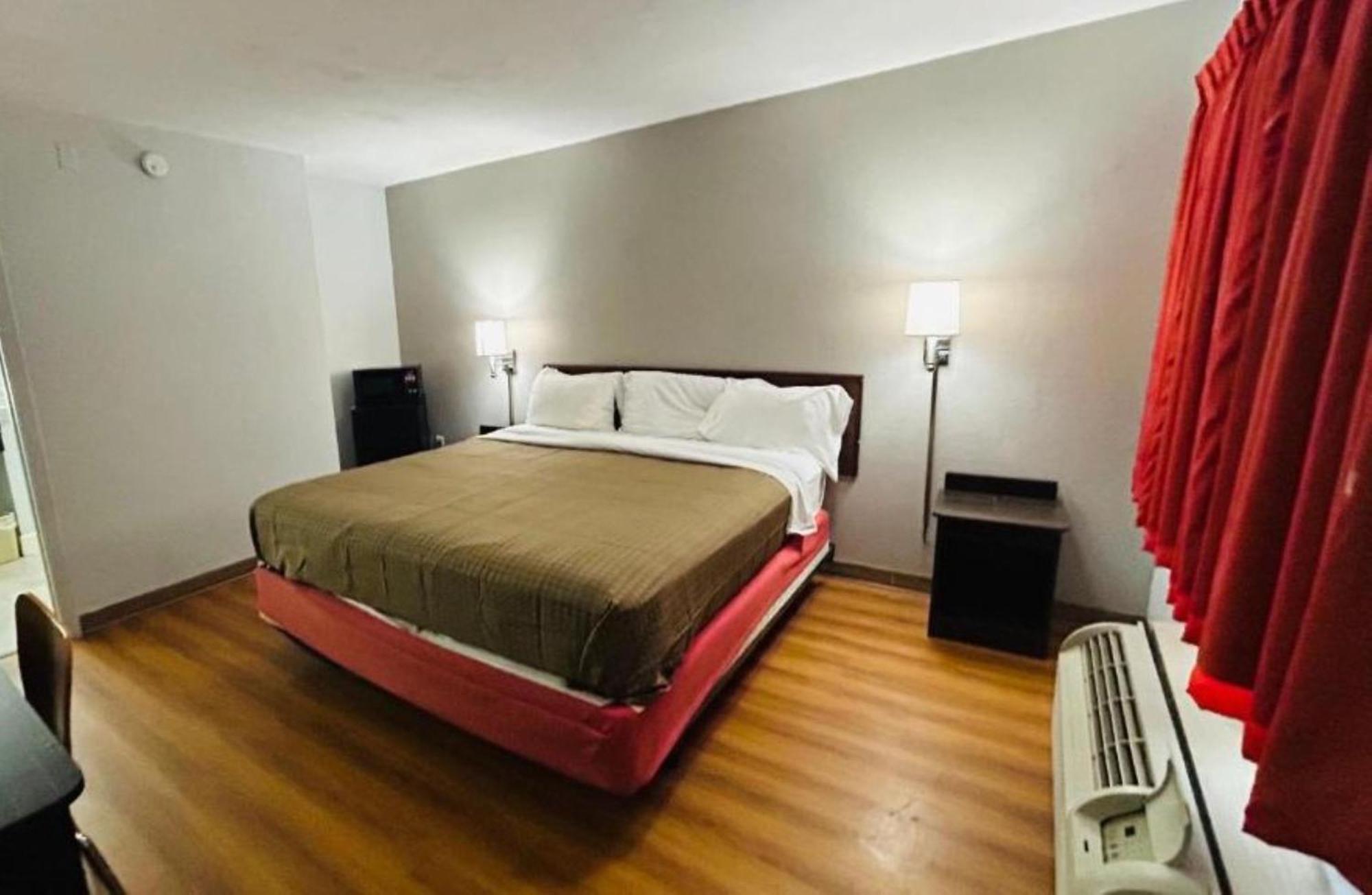 Super 7 Inn By Oyo Tupelo Hwy 178 Buitenkant foto