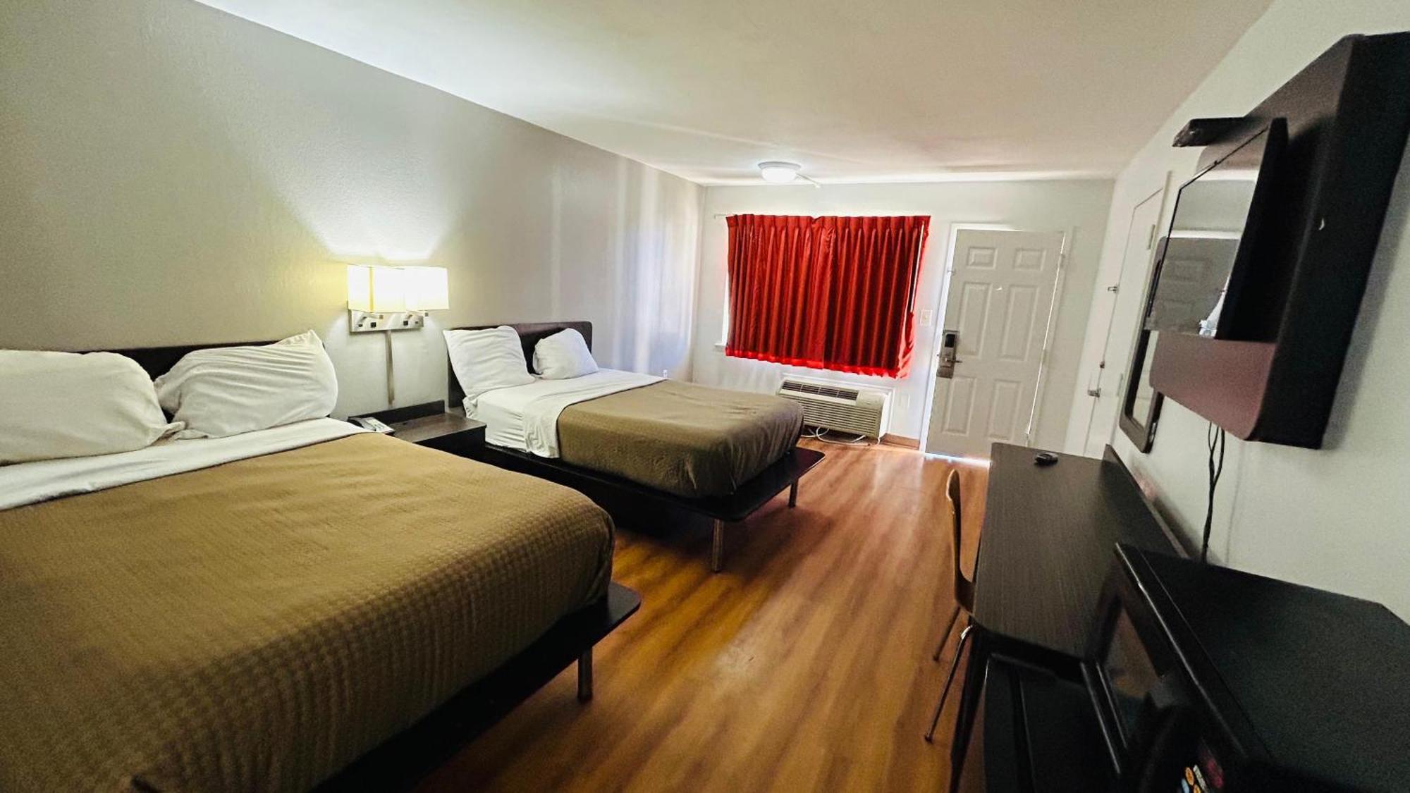 Super 7 Inn By Oyo Tupelo Hwy 178 Buitenkant foto